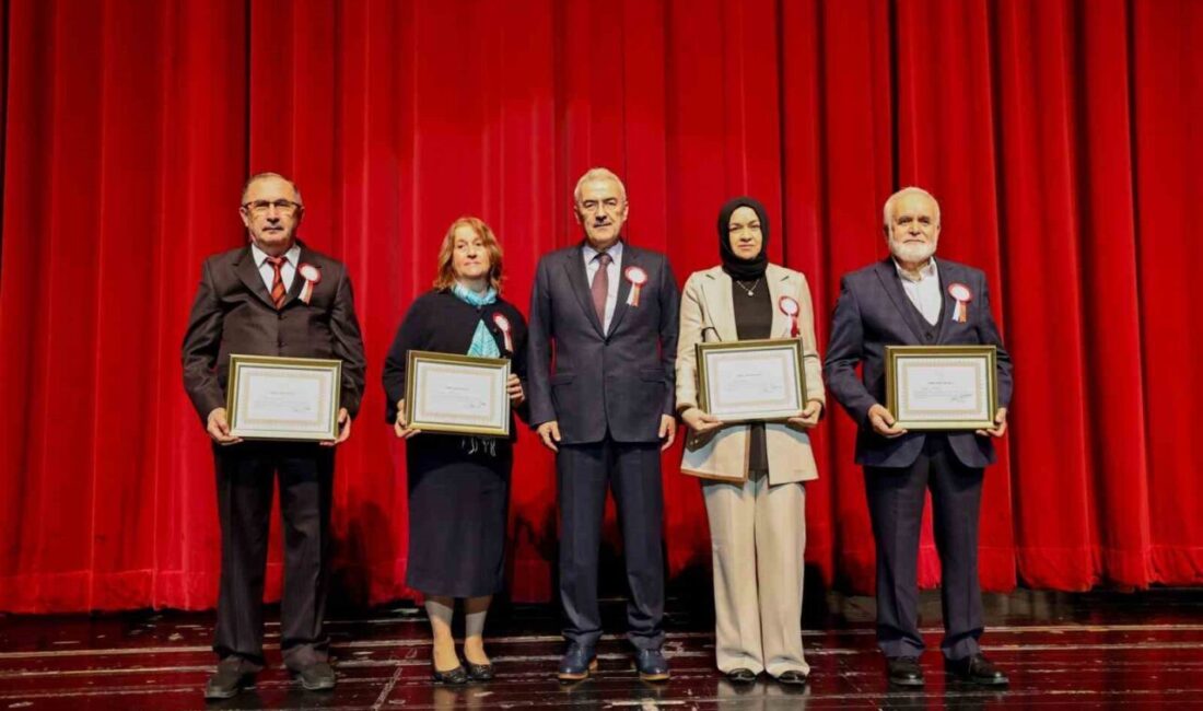 Bursa’da 24 Kasım Öğretmenler