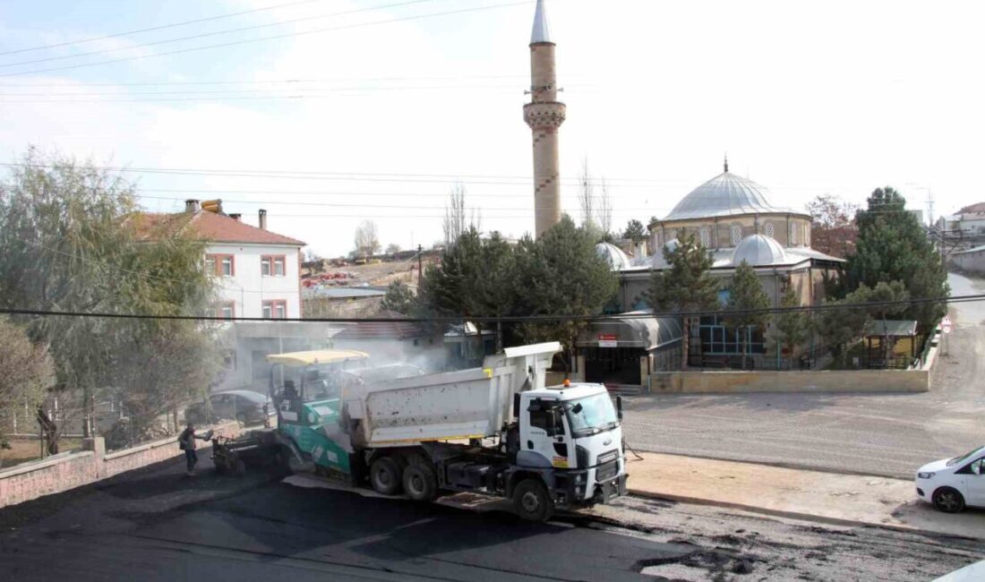 Talas Belediyesi ekipleri ilçenin