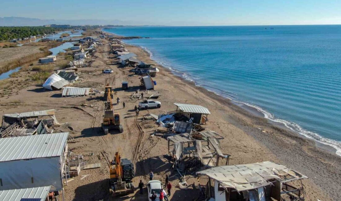 Antalya’nın Aksu ilçesinde deniz