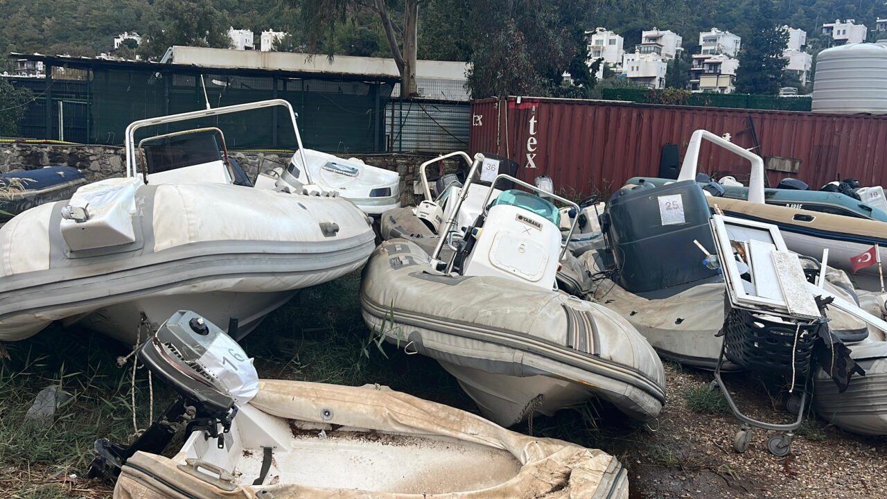 Bodrum’da göçmen kaçakçılığında yakalanan deniz taşıtları ihaleyle satıldı