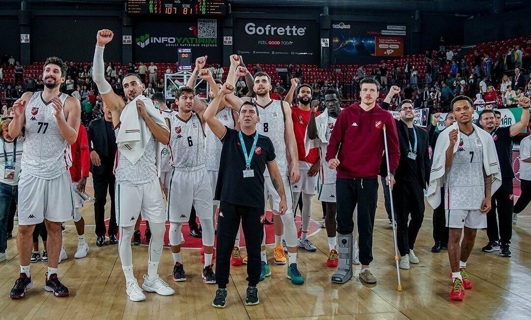 Karşıyaka Basketbol’da 6 yabancı