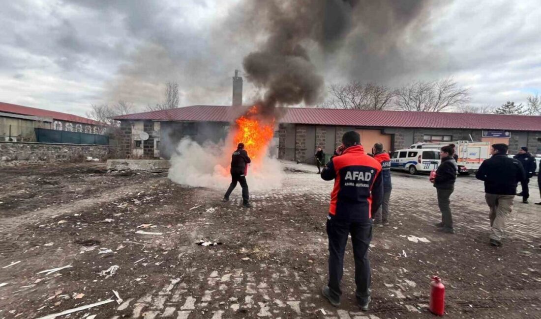 Kars’ta polise afet farkındalık