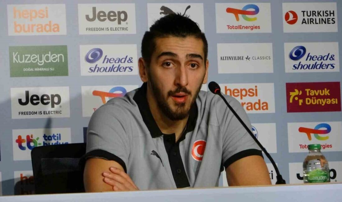 Milli basketbolcu Kenan Sipahi,