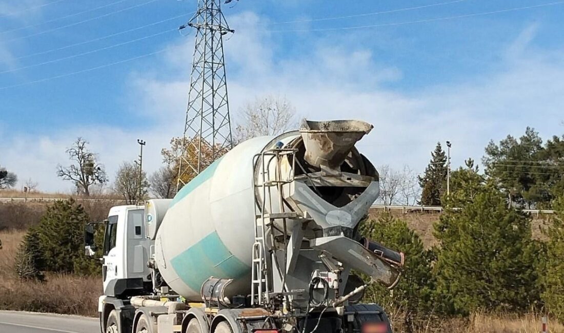 Kırklareli’nde kara yoluna beton