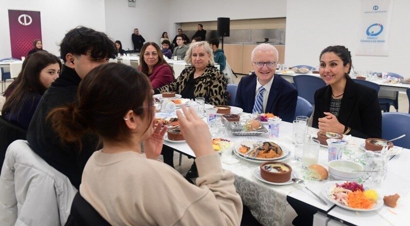 Anadolu Üniversitesi Engelli Öğrenci