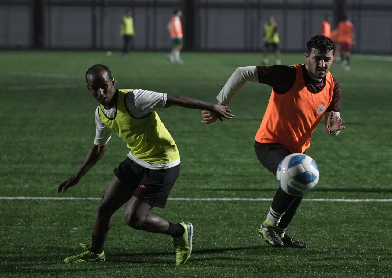 İzmir’de Dünya Kardeşliği Futbol Turnuvası başladı