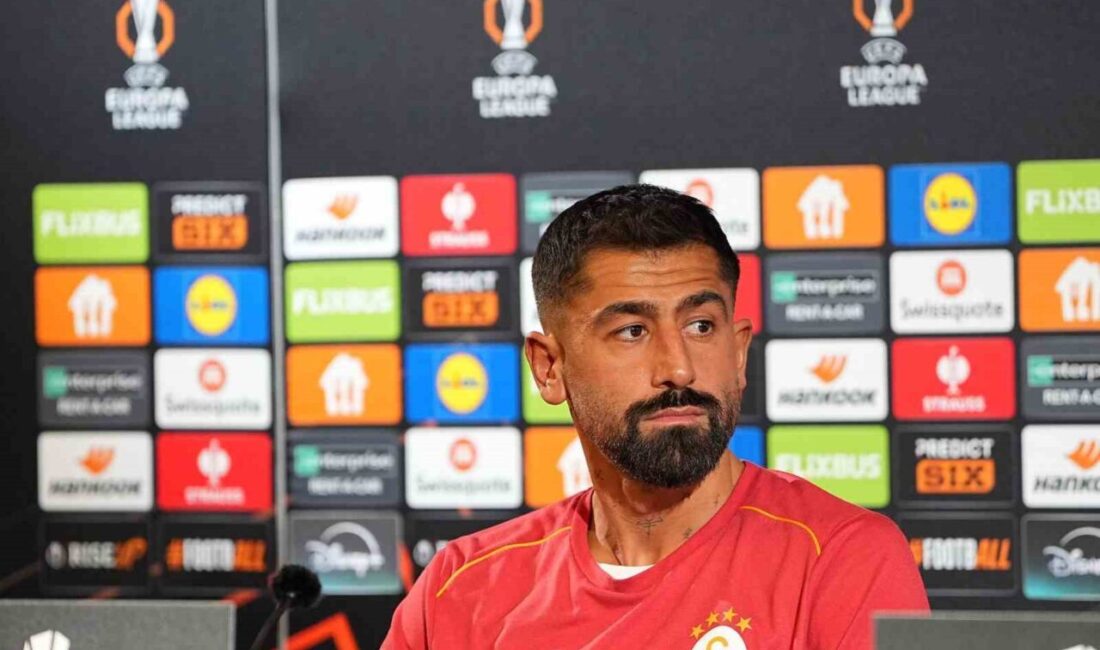 Galatasaraylı oyuncu Kerem Demirbay,