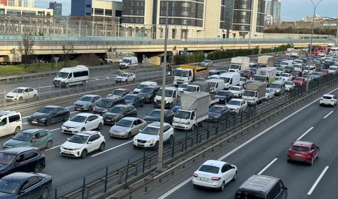 Sarıyer Seyrantepe’de TEM otoyolunda