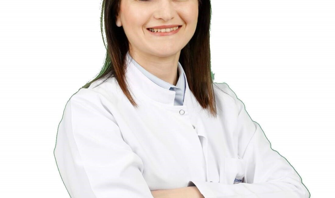 Dermatolog Doç. Dr. Hatice