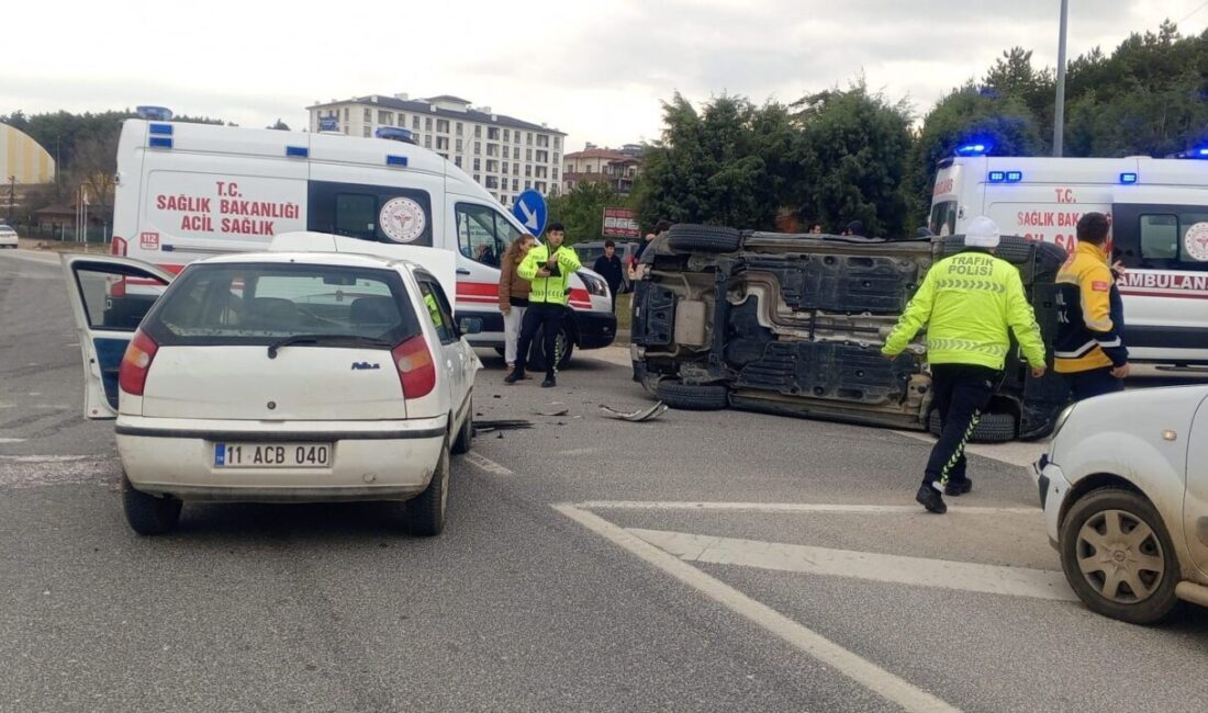 Bilecik’te önündeki araca çarpan