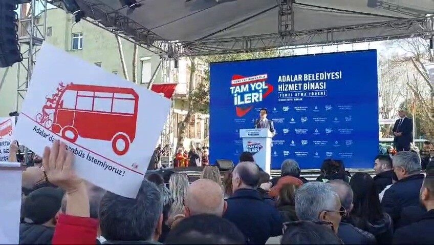 Büyükada’da ‘Adalar Belediyesi Hizmet