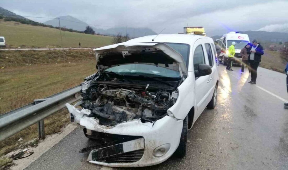 Isparta’da midibüs ile sivil