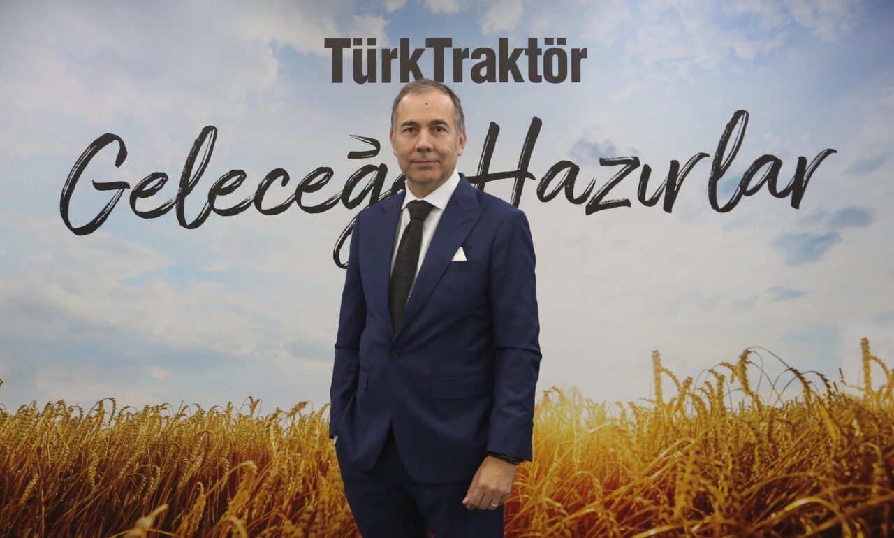 Türktraktör’ün yapay zeka asistanı “Trakbot” 7/24 çiftçilerin hizmetinde